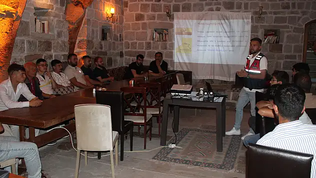 Ağırnaslı gençler uyuşturucuya karşı bilgilendirildi