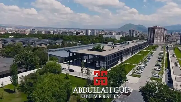 AGÜ'de üst düzey ilan!