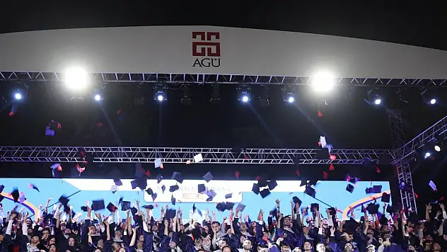 AGÜ öğrencileri mezuniyet heyecanı yaşayacak: Üniversite yönetimi harekete geçti!