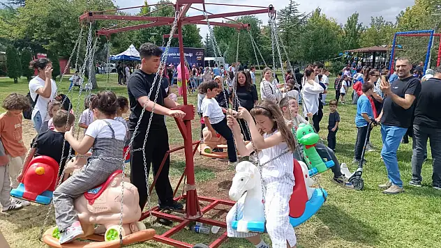 25 bin yemek fişi 1 saatte tükendi