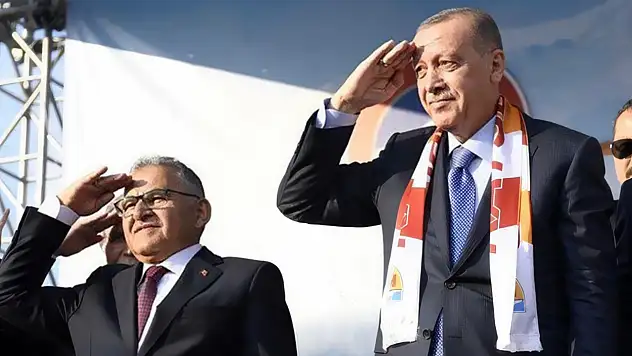 AK Parti'de çeyrek asır geride kaldı! Büyükkılıç'tan dikkat çeken Kayseri mesajı