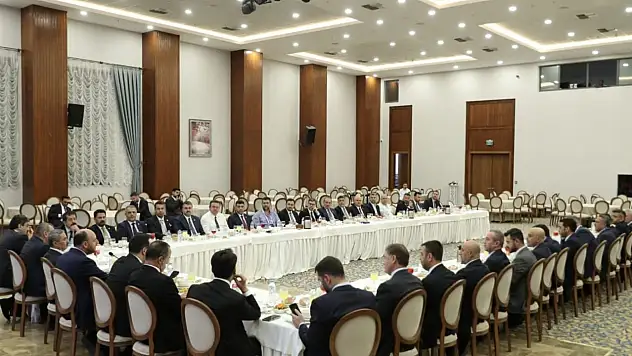 AK Parti'de Malazgirt Zaferi hazırlığı: İstişare toplantısı gerçekleştirildi!