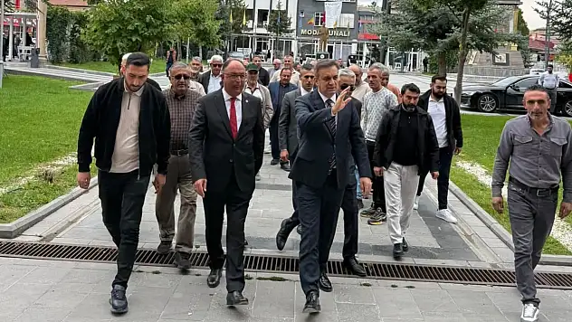AK Parti'de Tomarza trafiği! Masada ne vardı?