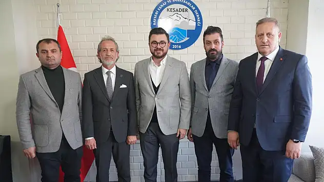 AK Parti İl Başkanı Okandan KASEDER'i ziyaret etti