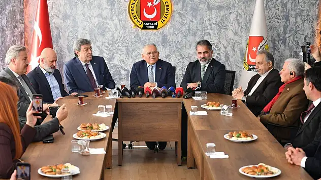 AK Parti Kayseri heyetinden KGC'ye ziyaret!