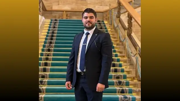 AK Parti Kayseri İl Gençlik Kolları Başkanı Hayri Danacı görevinden ayrıldı