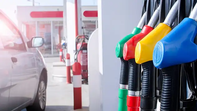 Akaryakıt hangi saatte alınmalı?