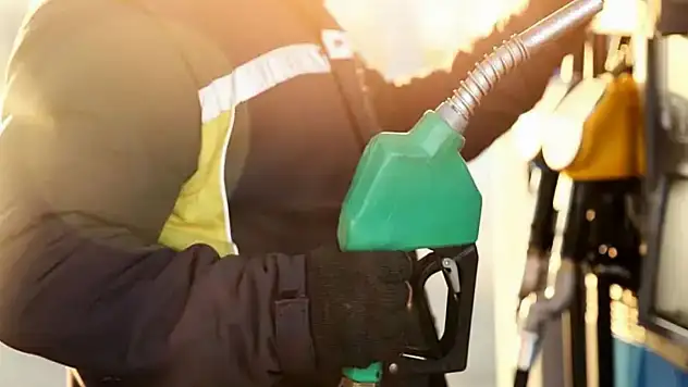 Akaryakıta beklenen zam iptal edildi! Benzin ve motorin fiyatları değişmedi