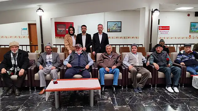 AKİB'den Huzurevi sakinlerine bayram ziyareti