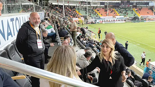 Akıllara yine Berna Gözbaşı geldi!