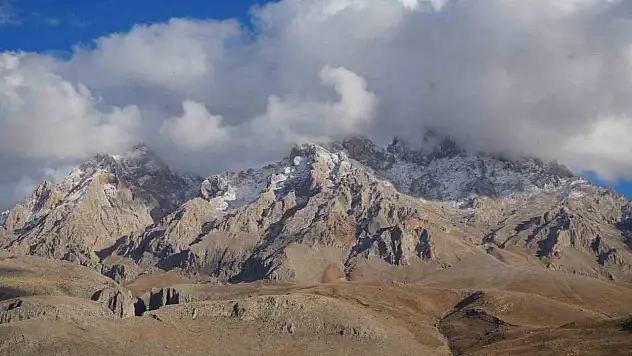 Niğde'de tırmanış ekibi cesetle karşılaştı: Soruşturma başlatıldı