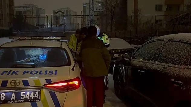 Kayseri'de 5 kilometre kaçan alkollü sürücü çıkmaz sokağa girince yakalandı!