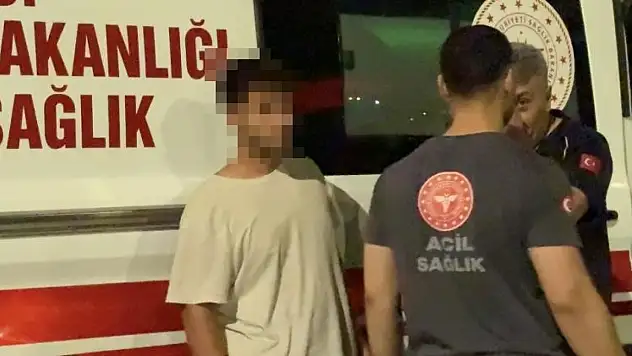 Hem polise direndi hem sağlıkçıları engelledi!
