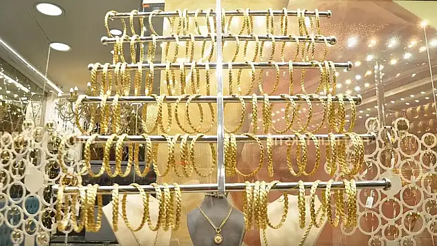 Altın fiyatlarında kritik yükseliş: İşte yeni haftanın ilk rakamları (21 Nisan)