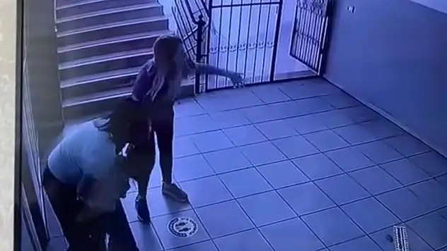 Minik Öğrencinin Hayatı Heimlich'le Kurtarıldı