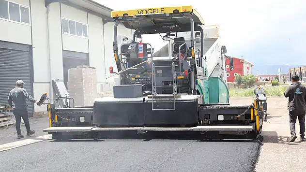 Anbar Mahallesi'nde yol çalışması sürüyor!
