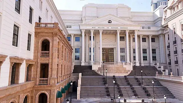 Avrupa esintili kampüs görenleri hayrete düşürüyor!