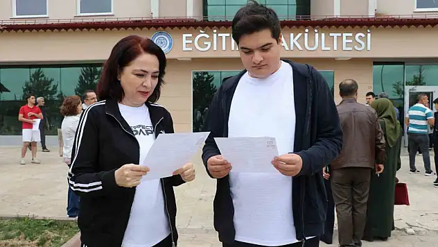 Anne oğul birlikte sınav heyecanı yaşadı!