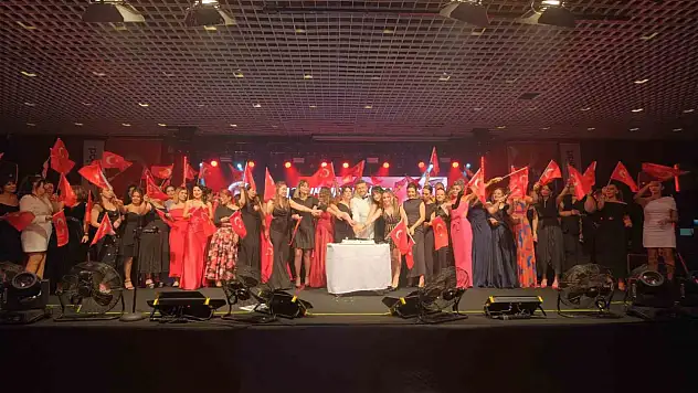 Geleneksel Cumhuriyet Balosu coşkuyla kutlandı!