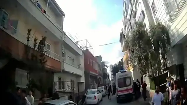 Apartmanda korkutan yangın: 9 kişi tahliye edildi