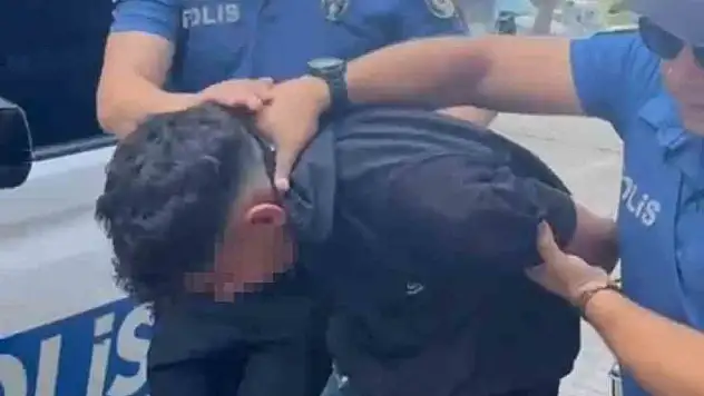 Trafikte Cam Silen Şüpheli Yakalandı