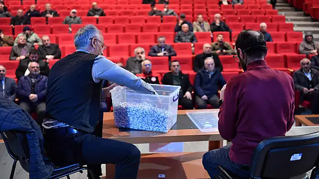 'Arılar çoğalsın, bereket katlansın' Projesi'nde kura heyecanı