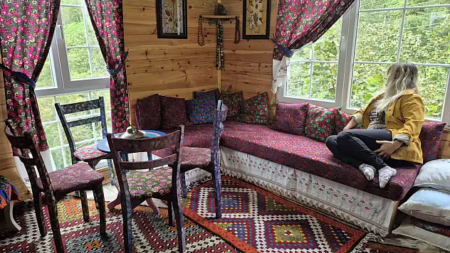 Artvin'in tarihi evleri geleceğe taşınıyor