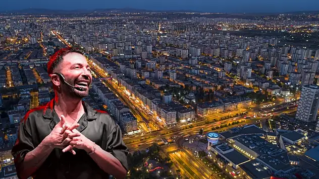 Aşkım Kapışmak'ın ''Biz Bize Stand Up'' gösterisi Kayseri'de sahnelenecek!