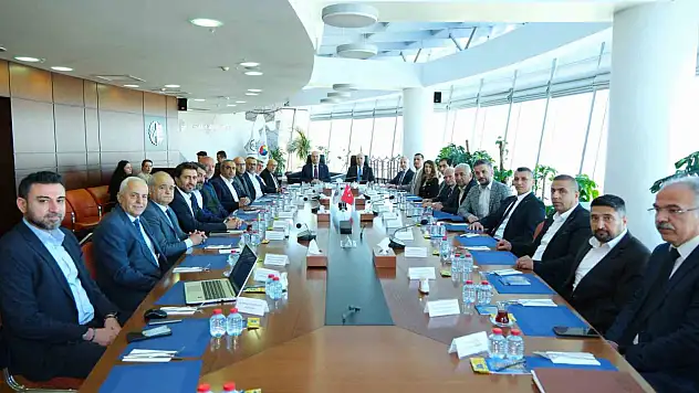 ASO'DA önemli toplantı: Matbaa sektörünün sorunları masaya yatırıldı!