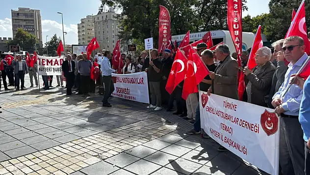 Astsubaylardan Türkiye genelinde ''Adalet'' çıkışı!