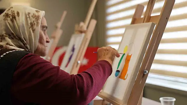 Atıl bina sanat merkezine dönüştü