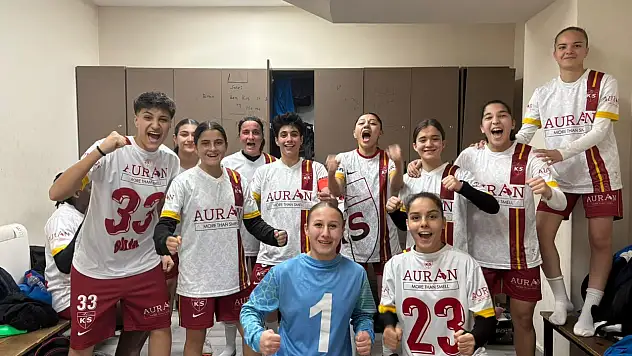 Auran Kayseri kadın FK, Gazikentspor'u 7 golle geçti