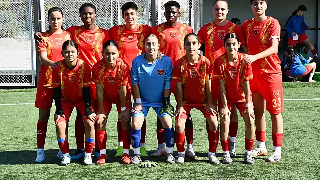 Auran Kayseri Kadın Futbol Kulübü Kadınlar 1.Lig A Grubunu şampiyon olarak tamamladı!