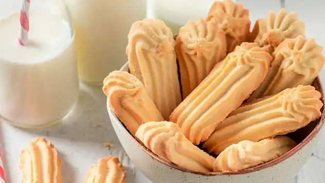 Az malzemeli kurabiye tarifi - Landöşe kurabiyesi - Pratik kurabiye tarifi