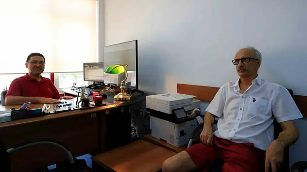 Bağırsak kanseri ve yüzlerce polip tek operasyonla tedavi edildi