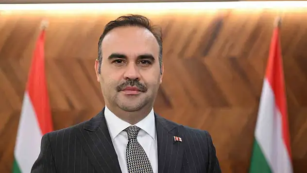 Bakan Kacır Sıfır Atık Forumu'nda diplomasi trafiğine hız verdi!