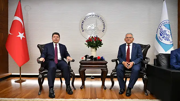 Bakan Tunç'tan Başkan Büyükkılıç'a ziyaret!
