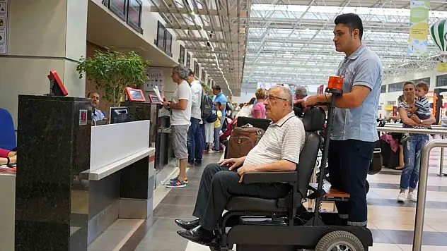 Demiryolunda 9 Milyon Engelli Yolcuya Ücretsiz Seyahat İmkânı