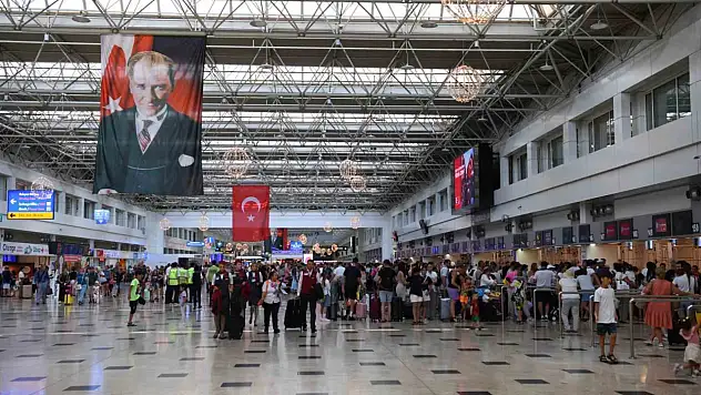 Kayseri dahil bütün havalimanlarında 26 milyonu aşkın yolcuya hizmet verildi