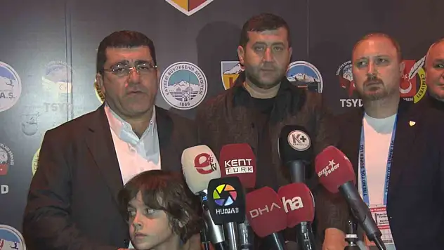 Baki Ersoy canlı yayına bağlanıp tek tek anlattı! Bu ligin tescil edilmemesi gerekiyor, UEFA ve FIFA'ya başvuru...