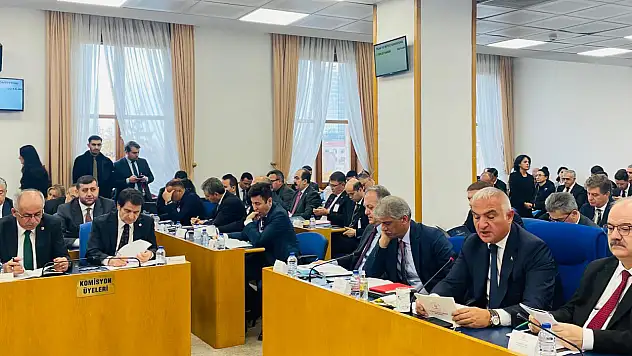 Baki Ersoy'dan Bakanlığa o ilçeler için talep!