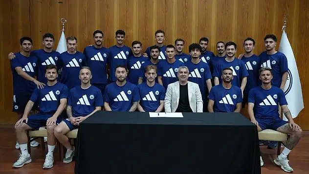 Baki Ersoy destekli Erciyes 38 FK'da toplu imza atıldı
