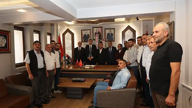 Baki Ersoy, muhtarların ve vatandaşların taleplerini dinledi