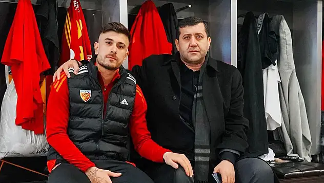 Baki Ersoy soyunma odasında Dorukhan Toköz'e kırmızı kartı sordu