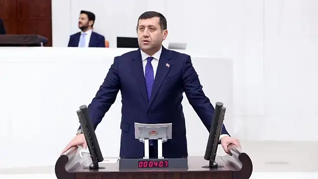 Baki Ersoy, Talas'taki kaya düşmesi riskini TBMM gündemine taşıdı!