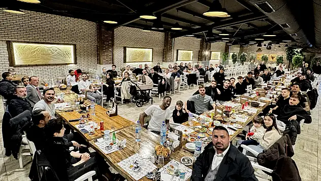 Baki Ersoy'un dokunuşu sonrası düğmeye basıldı