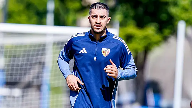 Baki Ersoy'un işaret ettiği isim Kayseri'ye geldi! Kayserispor'da yüzler güldü