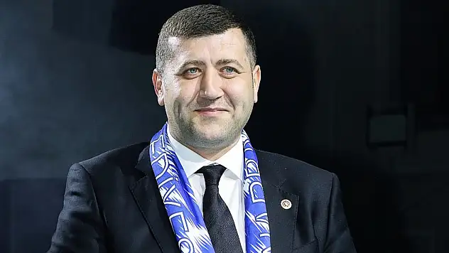 Baki Ersoy yakışanı yaptı!