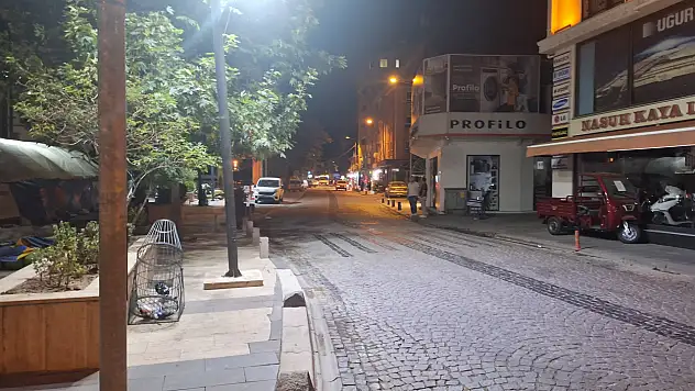 Balıkesir'de deprem: Bakan Yerlikaya'dan açıklama!