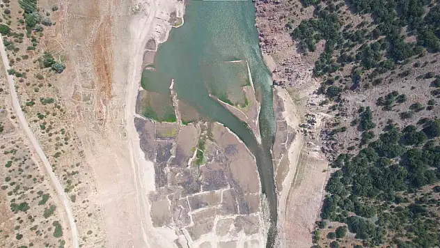 Barajlarda kritik seviye yeniden gün yüzüne çıktılar!